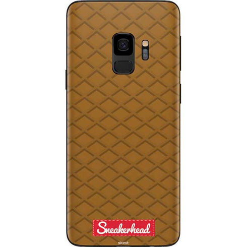 Sneakerhead Gold Pattern Galaxy S9 Skin